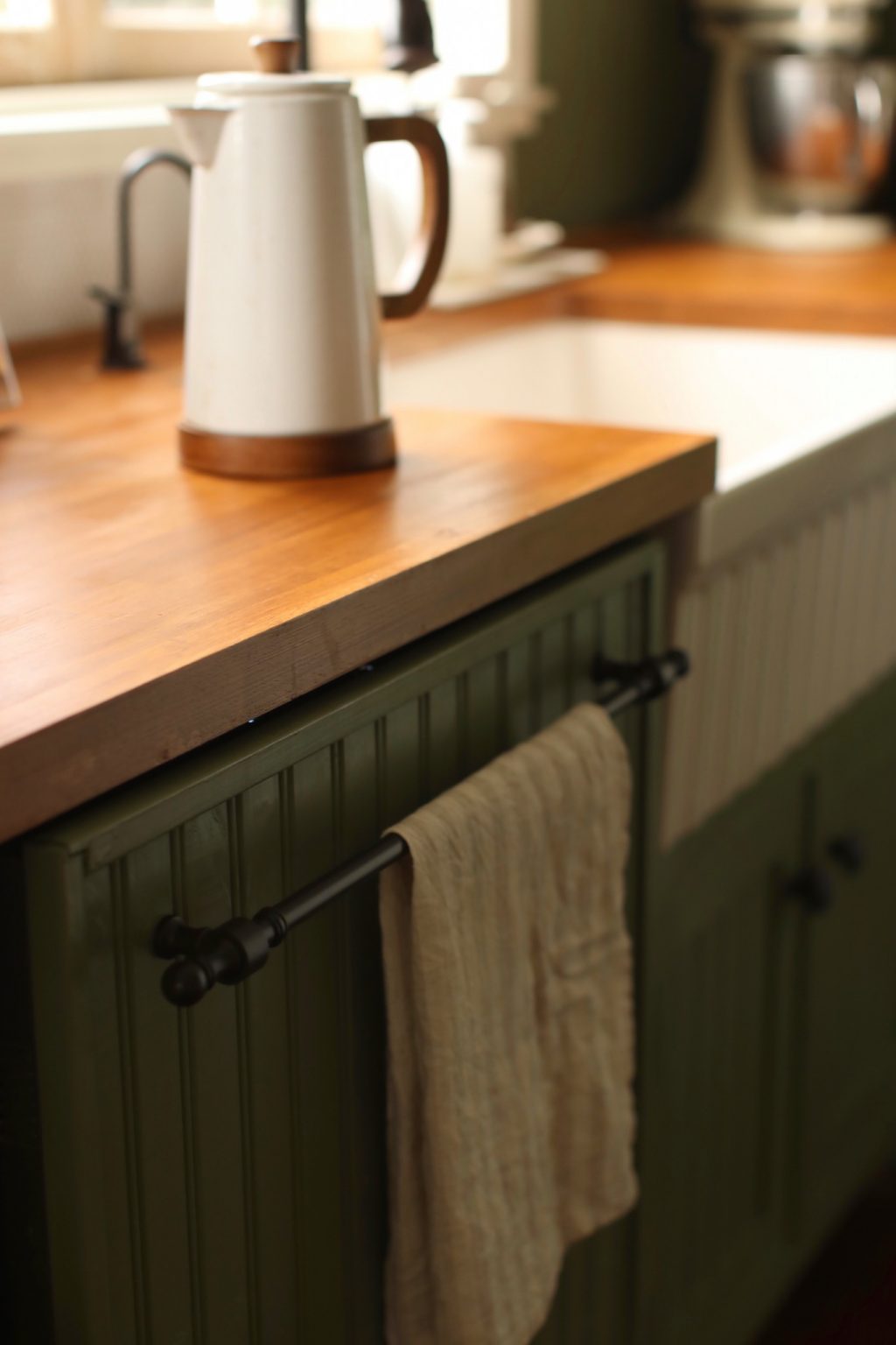 Hiding our Dishwasher Pretty Little Fawn