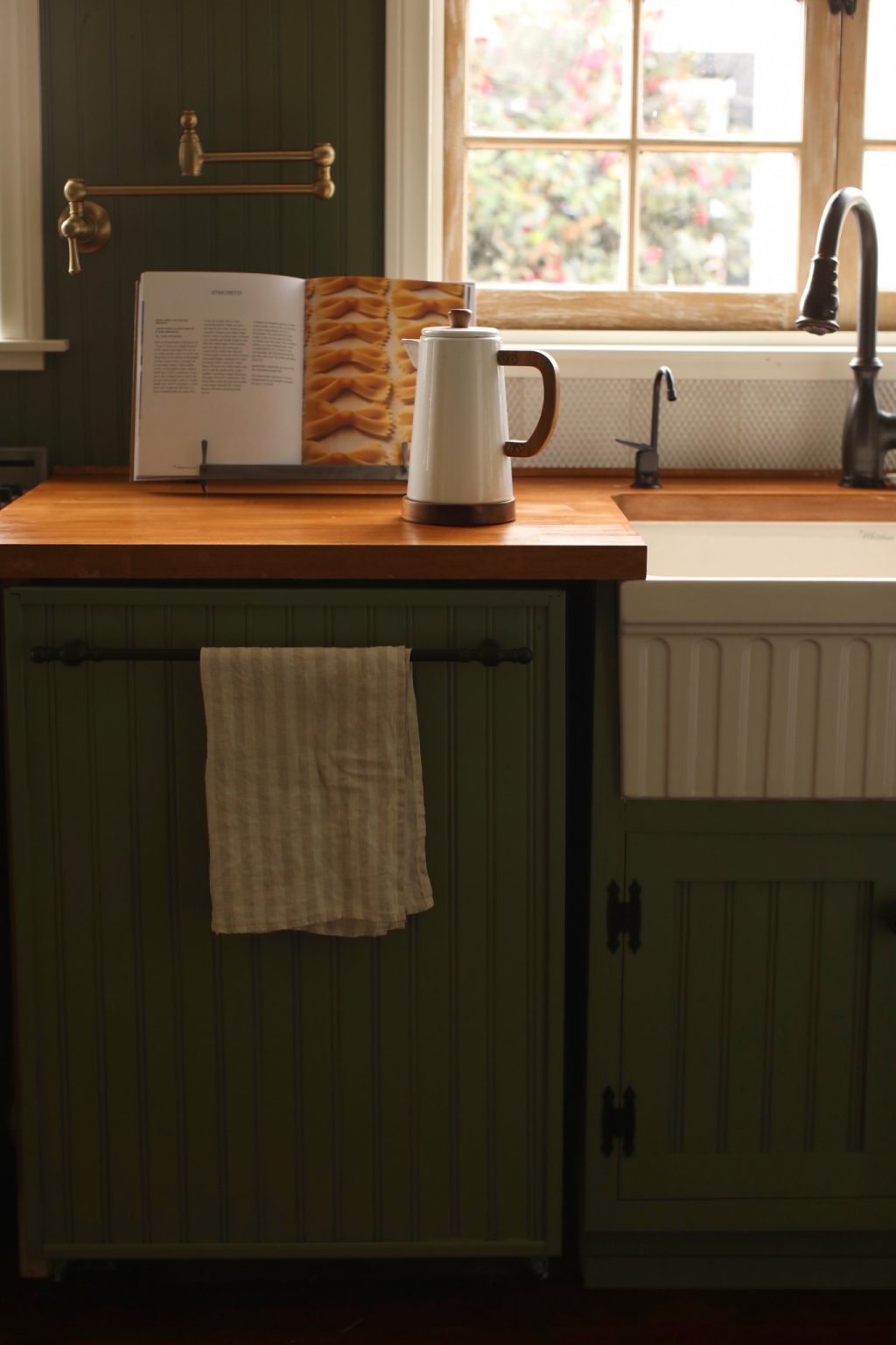 Hiding our Dishwasher Pretty Little Fawn