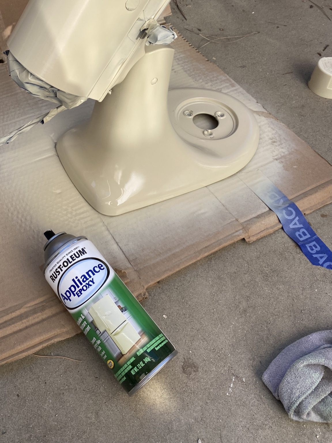 Spray Painting my Stand Mixer Pretty Little Fawn